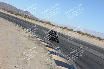 media/Dec-01-2025-Moto Forza (Mon) [[2daa91e15f]]/2-Intermediate Group/Session 4 (Turn 10 Inside)/